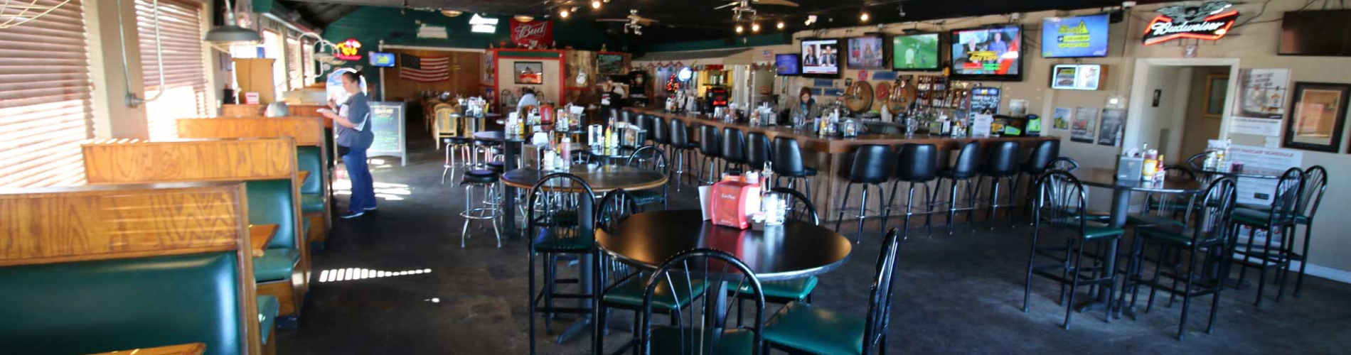 Doug's Motor City Bar & Grill — Doug's Motor City Bar & Grill Closes After 15 Years on Cumberland Trace